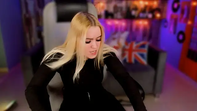 Stef Nicks online show from 03-07-26, 09:39