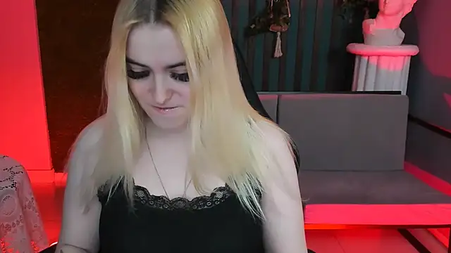 Stef Nicks online show from 04-19-26, 09:08