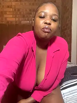 Snapshot of SEXYBOOBS21D chatting on 10-19-25, 11:11 SEXYBOOBS21D online show from 10-19-25, 11:11