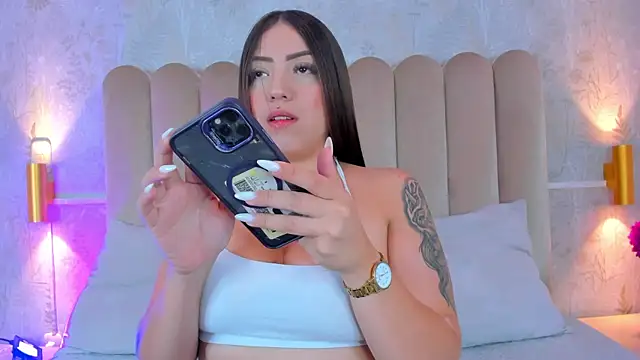 AliciaJerez1 online show from 12-17-25, 12:22