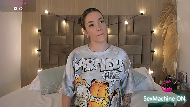 ClaradelMar online show from 09-12-25, 11:43