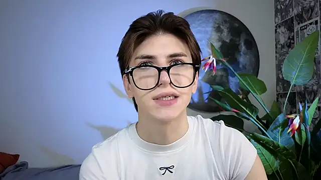Oliver Starboy online show from 10-10-25, 05:06