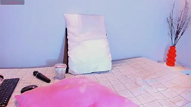 Violet horny05 online show from 12-05-25, 07:21