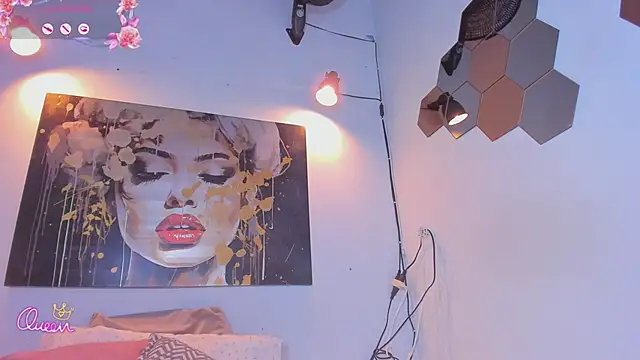 Snapshot of Violet_horny05 chatting on 05-02-26, 06:24 Violet horny05 online show from 05-02-26, 06:24