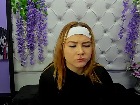 Snapshot of JuliettaRousse69 chatting on 09-11-25, 12:27 JuliettaRousse69 online show from 09-11-25, 12:27