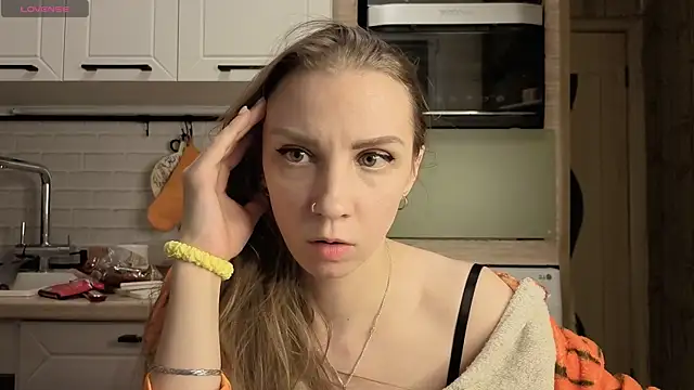 Edena  online show from 01-05-26, 07:17