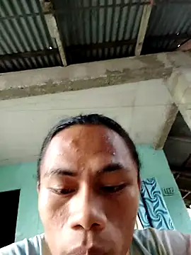 Snapshot of xxhottinybabe chatting on 12-22-25, 01:24 xxhottinybabe online show from 12-22-25, 01:24