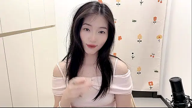 Rosalind xixi online show from 09-09-25, 03:44