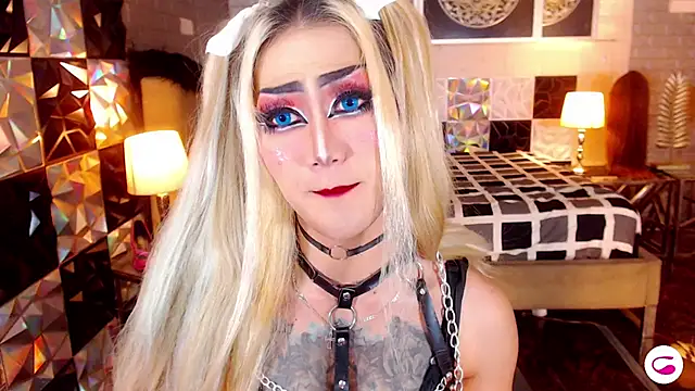 Snapshot of HorseCockDivine chatting on 11-16-25, 08:25 HorseCockDivine online show from 11-16-25, 08:25