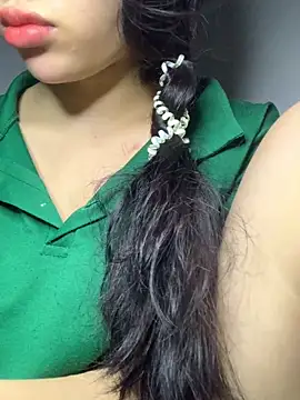 Nguyenha11 online show from 09-24-25, 12:30