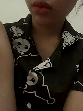 Nguyenha11 online show from 10-02-25, 09:38