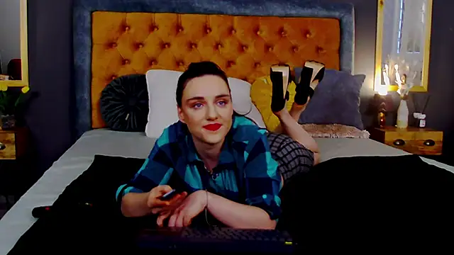 Jessica White  online show from 04-14-26, 04:29