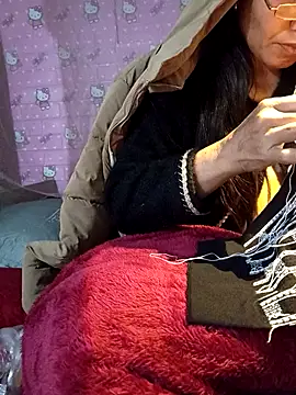 TinTin321 online show from 12-18-25, 11:00