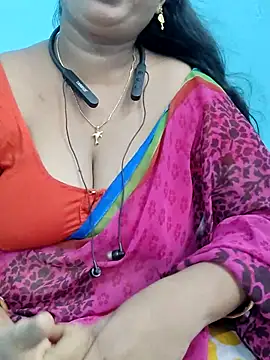 yelmaji91 online show from 09-28-25, 04:29