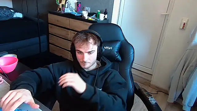 Rudi2007Eye online show from 03-23-26, 01:26