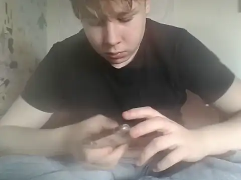 Snapshot of TomasCramp chatting on 03-19-26, 03:27 TomasCramp online show from 03-19-26, 03:27