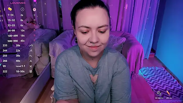 Snapshot of ashton_heidii chatting on 06-28-26, 11:33 ashton heidii online show from 06-28-26, 11:33