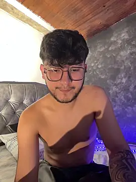 Snapshot of DanteRushh chatting on 02-10-26, 12:26 DanteRushh online show from 02-10-26, 12:26