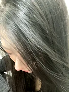 Snapshot of yuanyuanzi99 chatting on 10-22-25, 10:26 yuanyuanzi99 online show from 10-22-25, 10:26