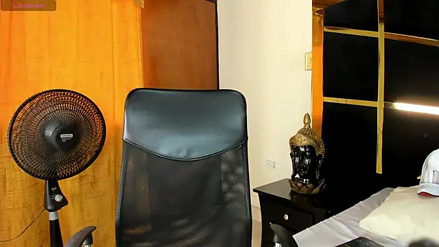 KikaDuque online show from 03-20-26, 07:19