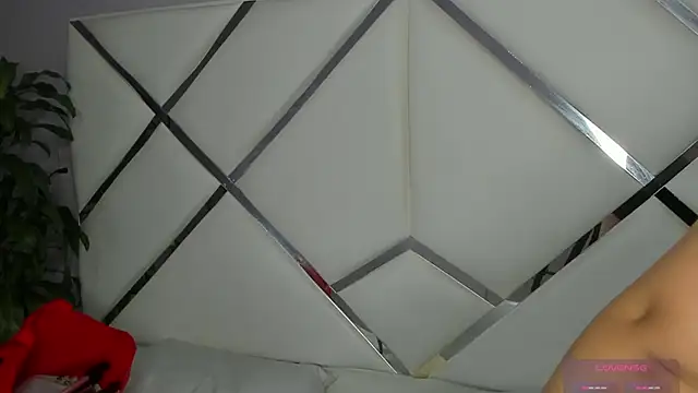 KikaDuque online show from 04-14-26, 07:09