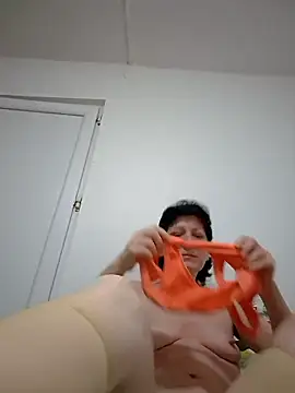 Vera Elle online show from 01-17-26, 03:50