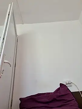 Vera Elle online show from 04-13-26, 06:52