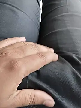 Snapshot of hunk28_6 chatting on 10-20-25, 08:26 hunk28 6 online show from 10-20-25, 08:26