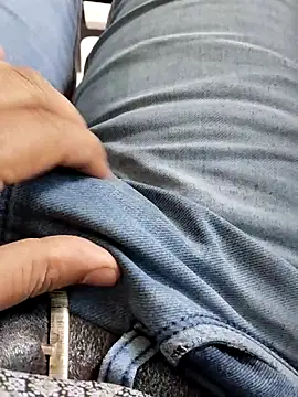 Snapshot of hunk28_6 chatting on 10-24-25, 06:32 hunk28 6 online show from 10-24-25, 06:32