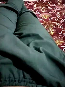 Snapshot of hunk28_6 chatting on 10-24-25, 06:37 hunk28 6 online show from 10-24-25, 06:37