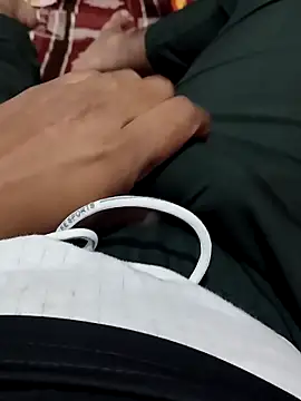 Snapshot of hunk28_6 chatting on 10-28-25, 06:43 hunk28 6 online show from 10-28-25, 06:43