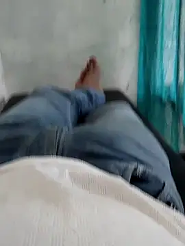 Snapshot of hunk28_6 chatting on 10-29-25, 09:44 hunk28 6 online show from 10-29-25, 09:44