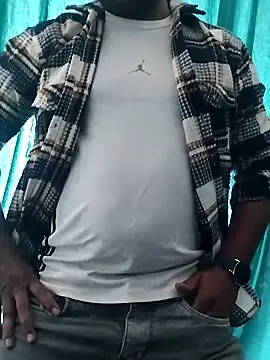 Snapshot of hunk28_6 chatting on 11-15-25, 06:44 hunk28 6 online show from 11-15-25, 06:44