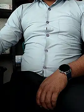 Snapshot of hunk28_6 chatting on 11-23-25, 06:46 hunk28 6 online show from 11-23-25, 06:46