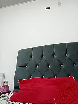 nina sky online show from 10-10-25, 02:27