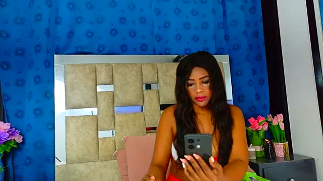 Snapshot of PerlaZultana chatting on 12-13-25, 08:14 PerlaZultana online show from 12-13-25, 08:14