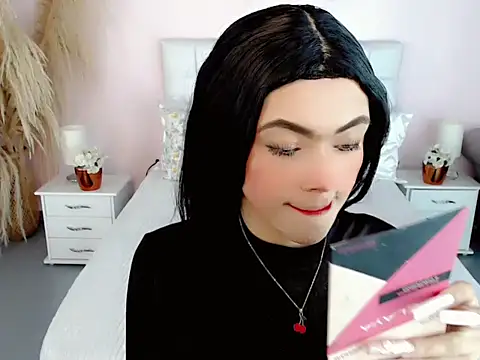 nathalialoes1 online show from 11-18-25, 09:52