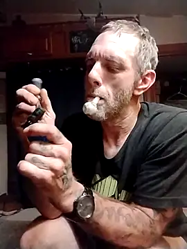 Snapshot of jarjar83 chatting on 05-08-26, 10:42 jarjar83 online show from 05-08-26, 10:42