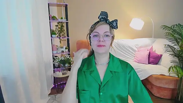 YourUniverser online show from 09-21-25, 09:44