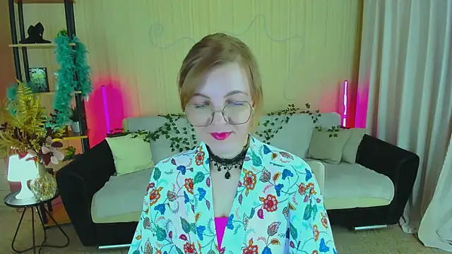 YourUniverser online show from 11-30-25, 09:46