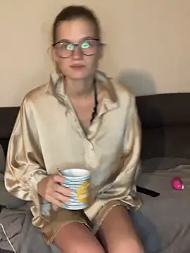 Lesamantssexy online show from 11-05-25, 07:36