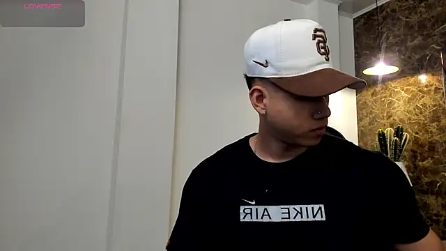 Draven Marceaux online show from 04-22-26, 11:23