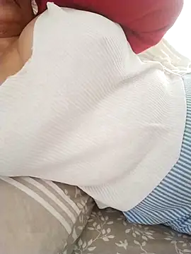 zerdaliii online show from 11-18-25, 06:07