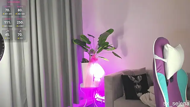 Ice Strawberry online show from 03-29-26, 03:06