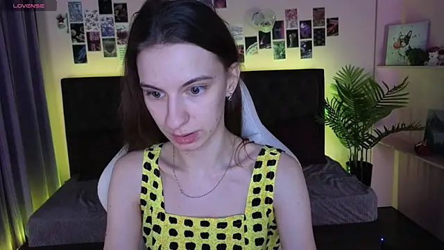 kaleriyaa  online show from 12-02-25, 03:01