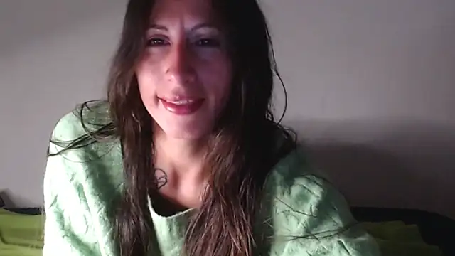 Snapshot of NathaSlave chatting on 06-06-26, 07:57 NathaSlave online show from 06-06-26, 07:57
