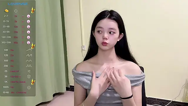 Nicole-13 online show from 09-30-25, 01:16