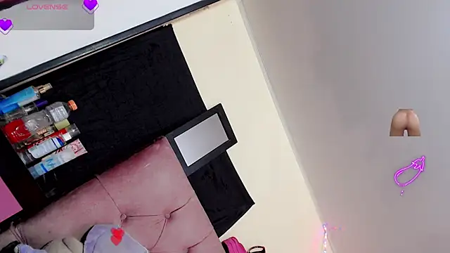 Snapshot of Percy-99 chatting on 10-02-25, 09:22 Percy-99 online show from 10-02-25, 09:22