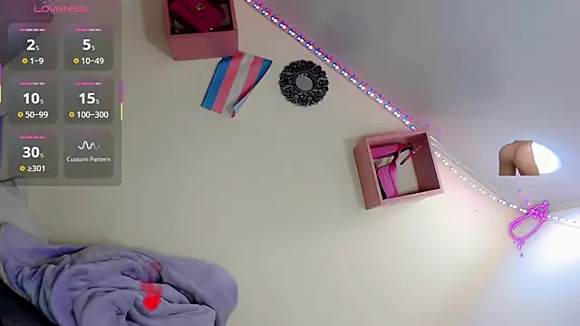 Snapshot of Percy-99 chatting on 10-23-25, 03:17 Percy-99 online show from 10-23-25, 03:17