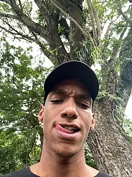 JulienSaint online show from 10-10-25, 09:03